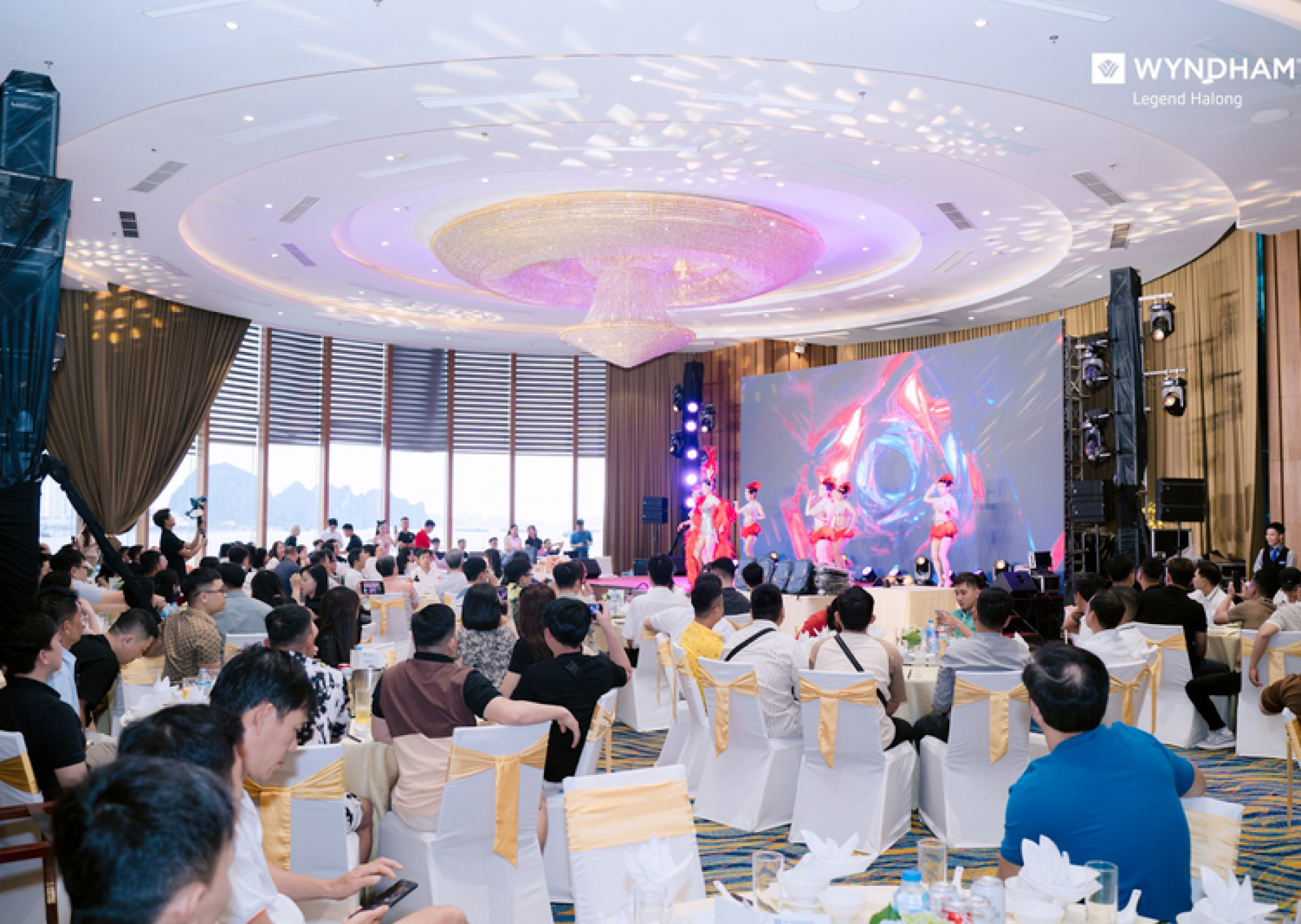 dich-vu-to-chuc-year-end-party