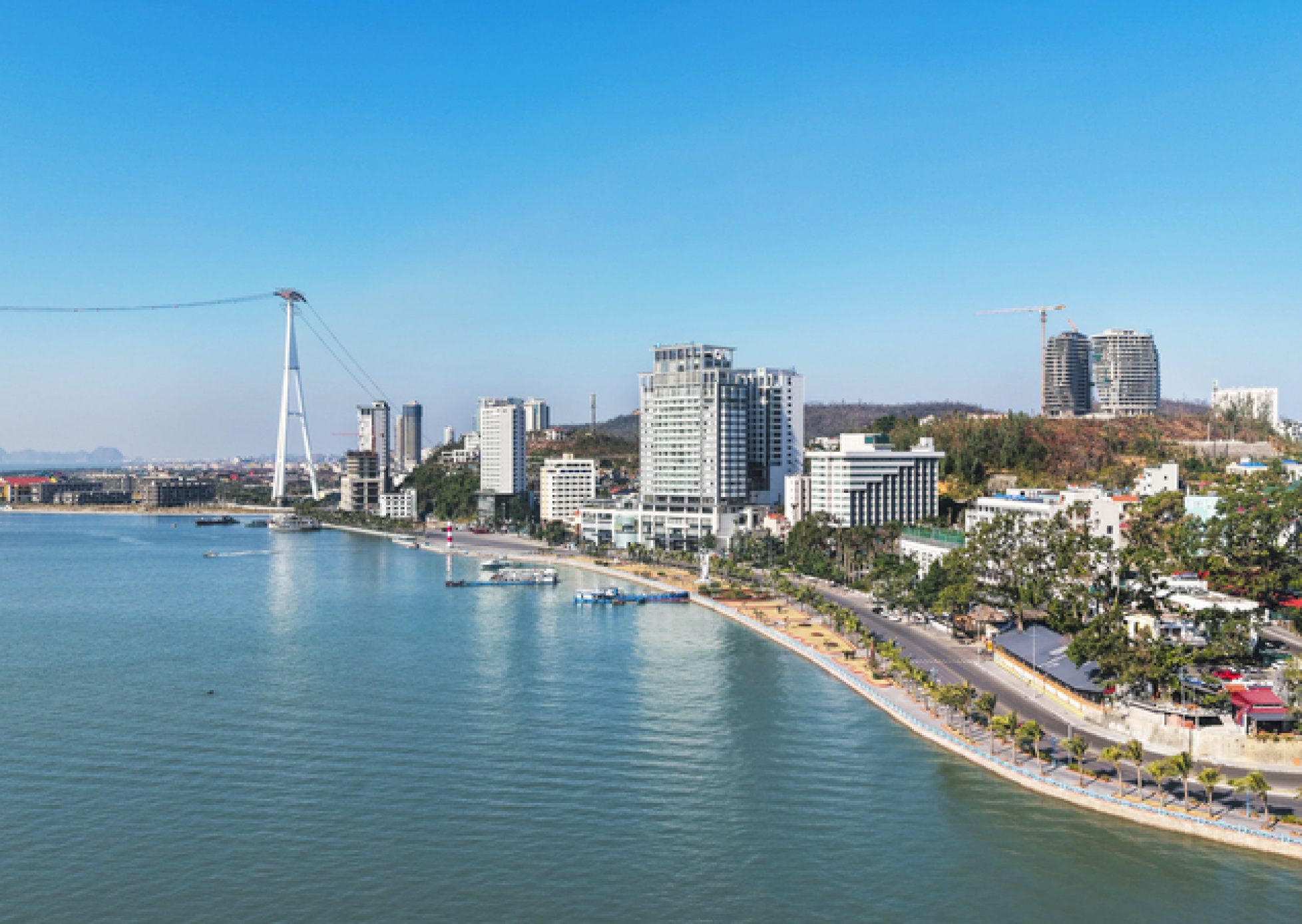 nghi-duong-Ha-Long-dau-nam