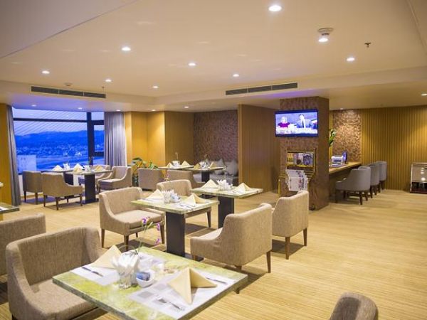 Khách sạn wyndham legend Halong mở cửa khu vực Club Lounge tại tầng vip