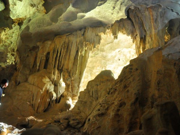 Phát Hiện Thêm 23 Hang Động Trên Vịnh Hạ Long Và Bái Tử Long