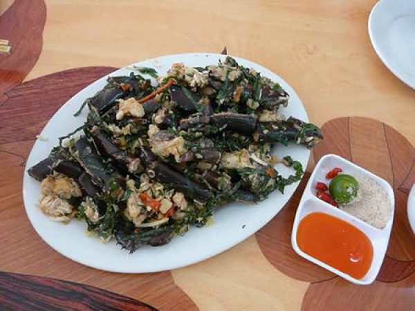 Sam biển - món ăn độc đáo của Hạ Long