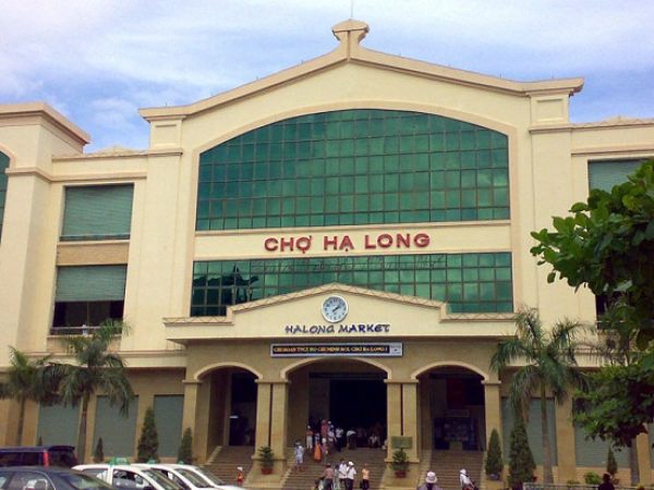 Chợ Hạ Long - địa chỉ du lịch không thể bỏ qua 