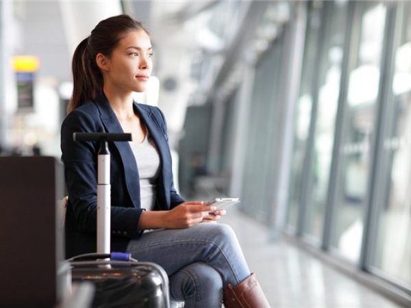 Mách nhỏ mẹo sắp đồ để tiết kiệm khoảng trống trong vali