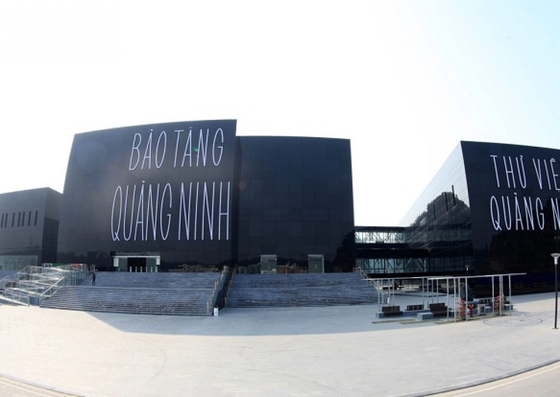 Visit Quang Ninh museum - a miniature version of Quangninh on the shore of Ha Long Bay