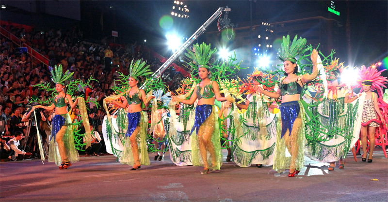 Carnaval Hạ Long